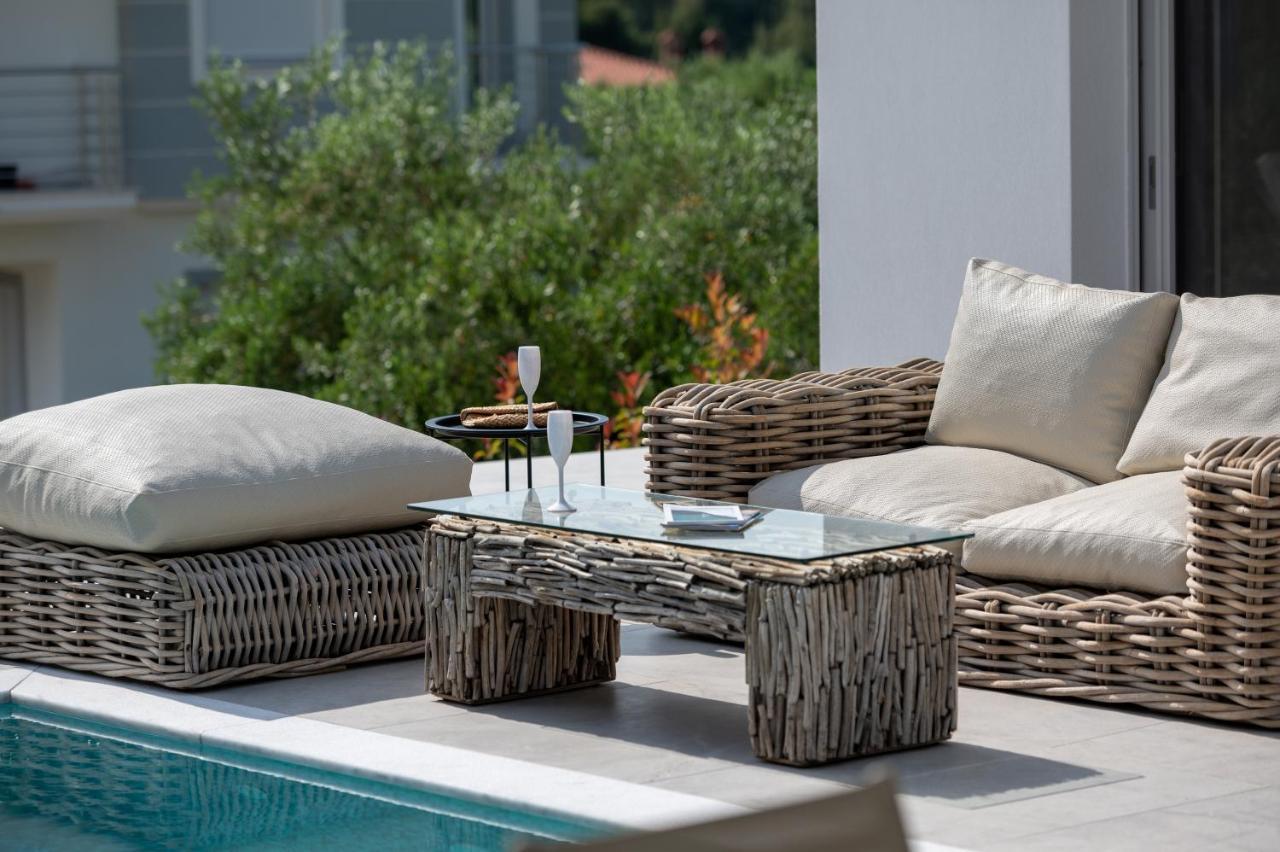 Nikiti Botanic Pool Suites Экстерьер фото
