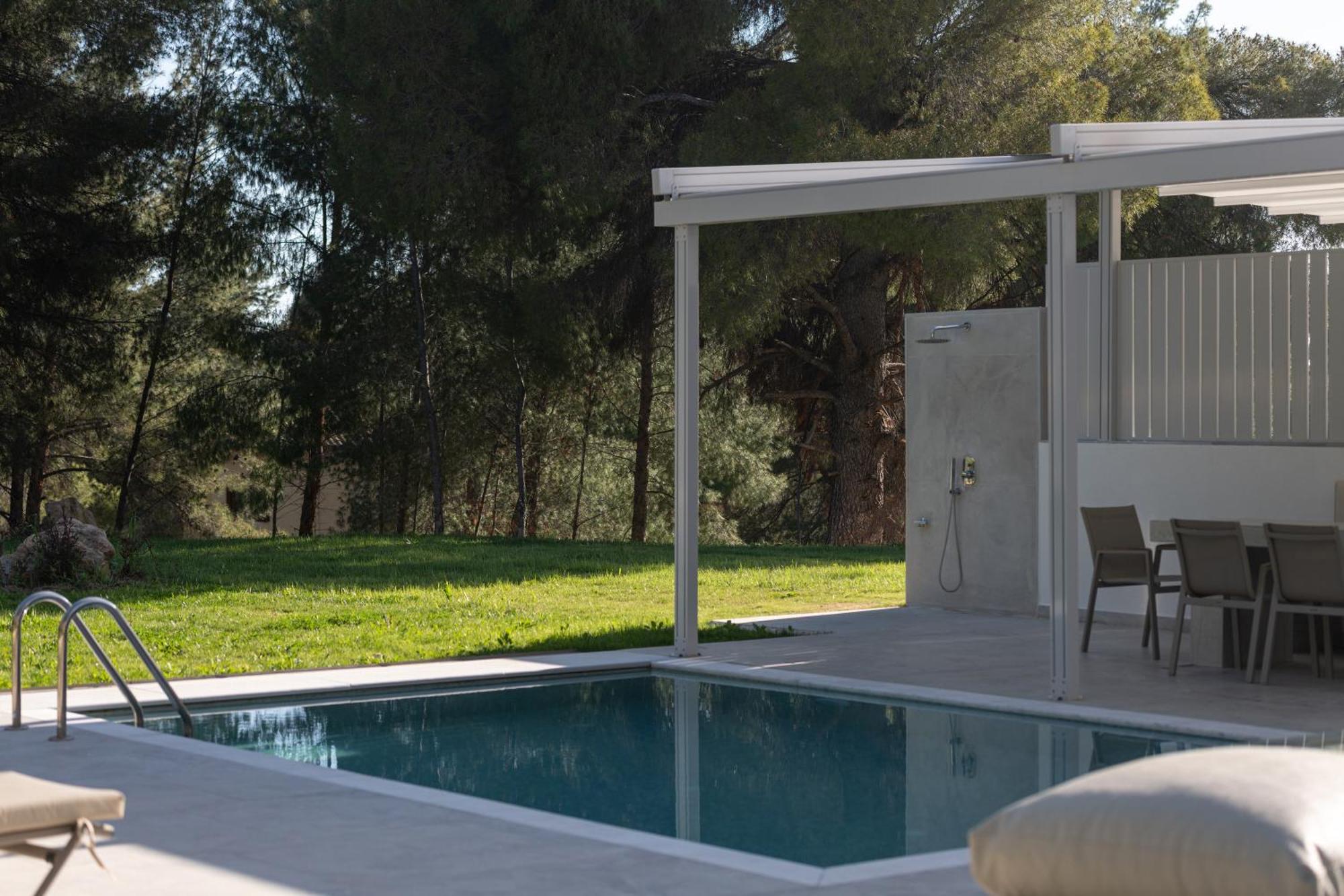Nikiti Botanic Pool Suites Экстерьер фото